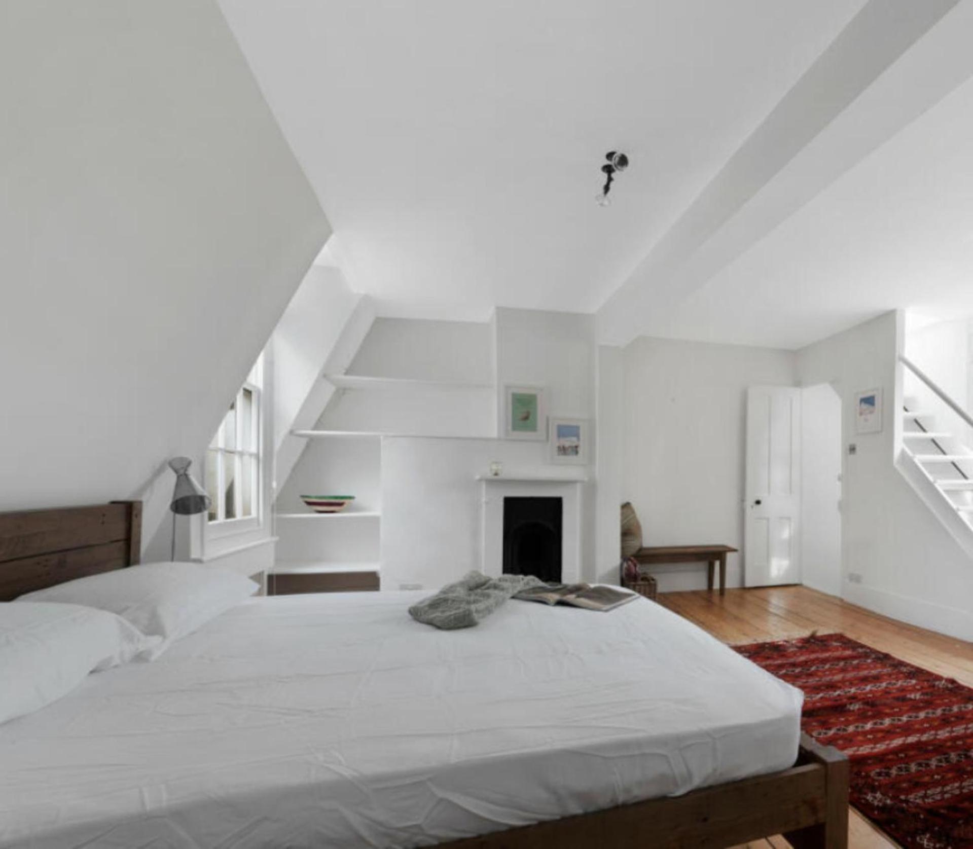 Centrally Located Stunning 3bed 2bath Se1 *