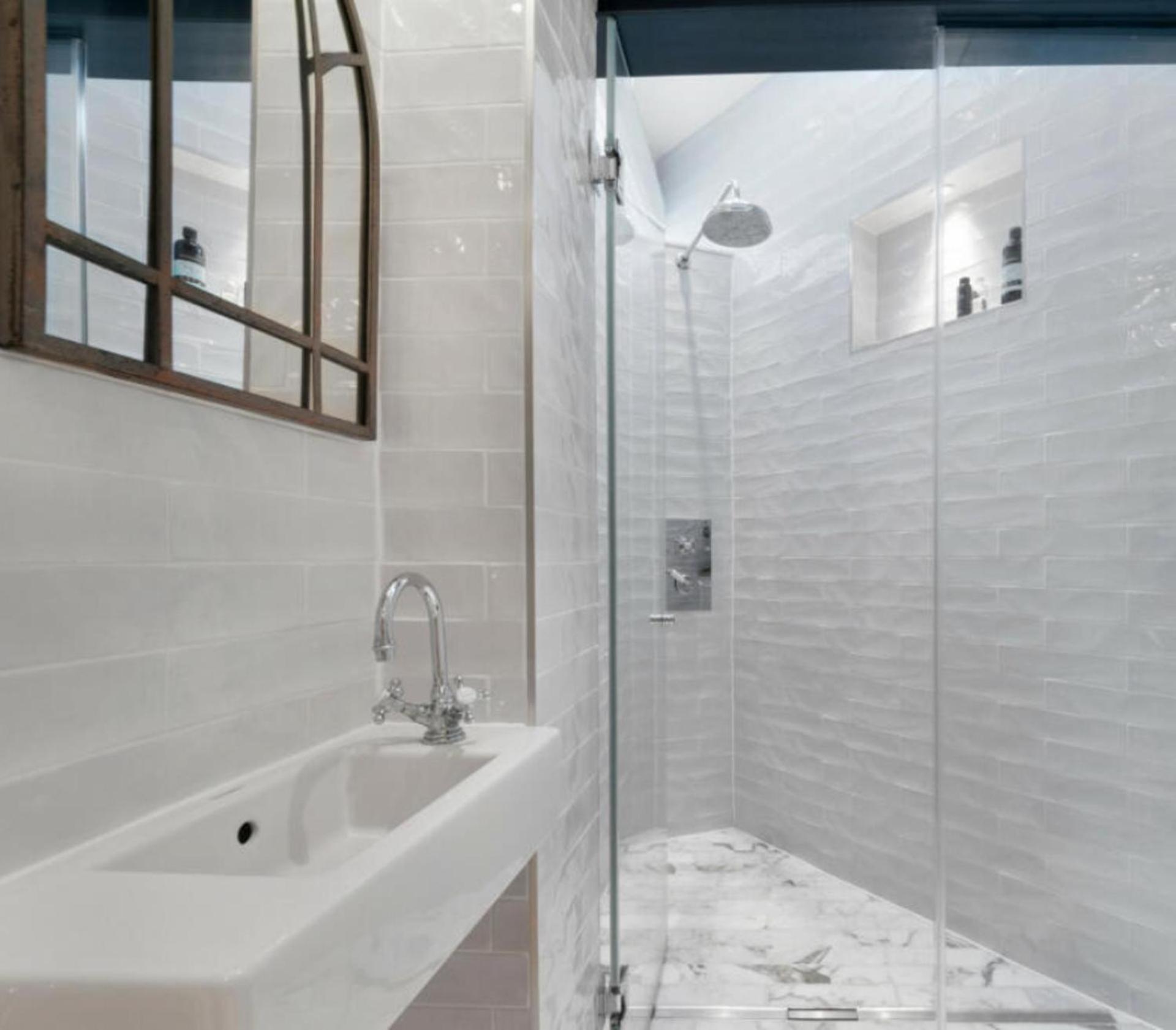 Centrally Located Stunning 3bed 2bath Se1 Londra