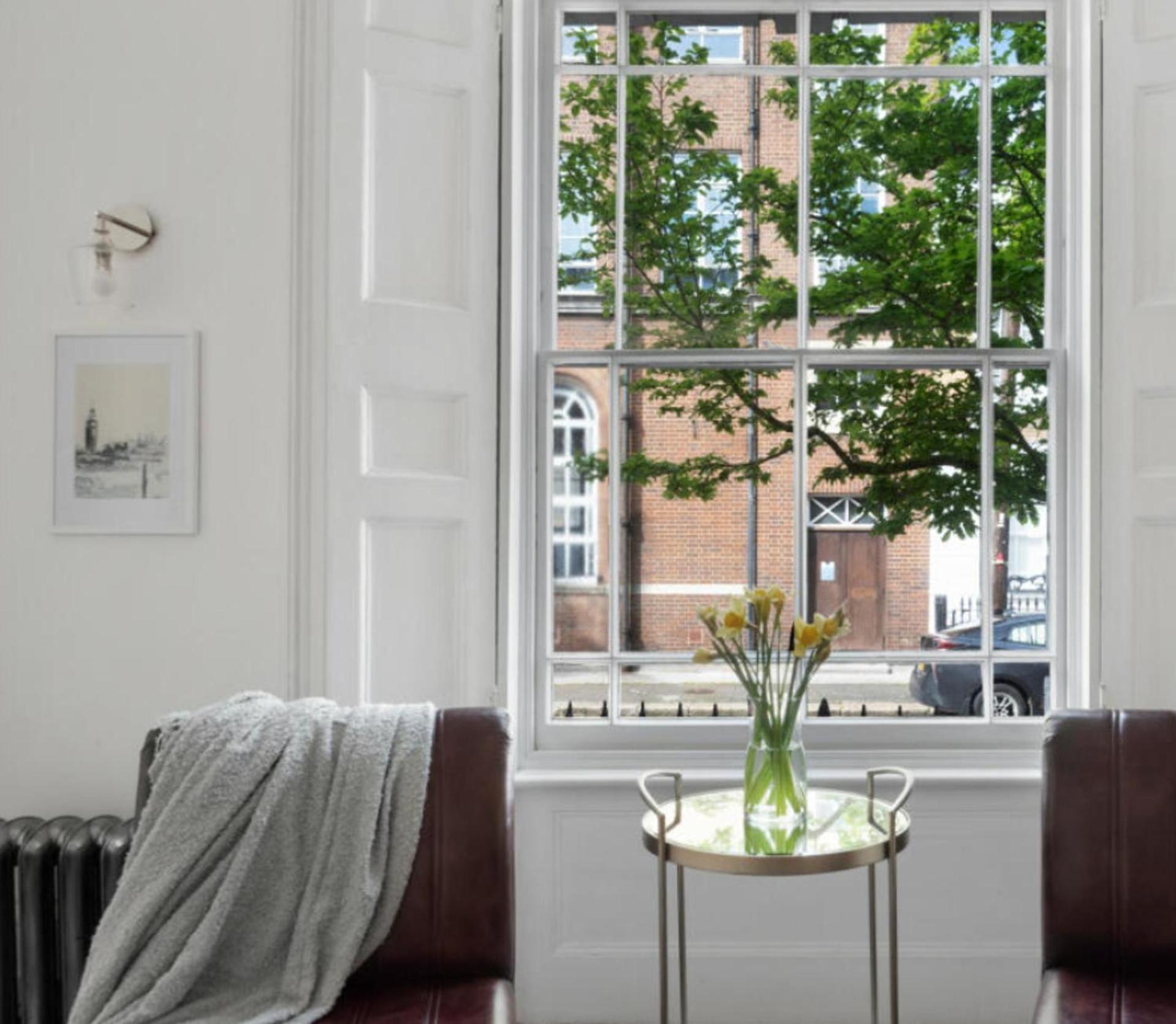 Centrally Located Stunning 3bed 2bath Se1 * Londra