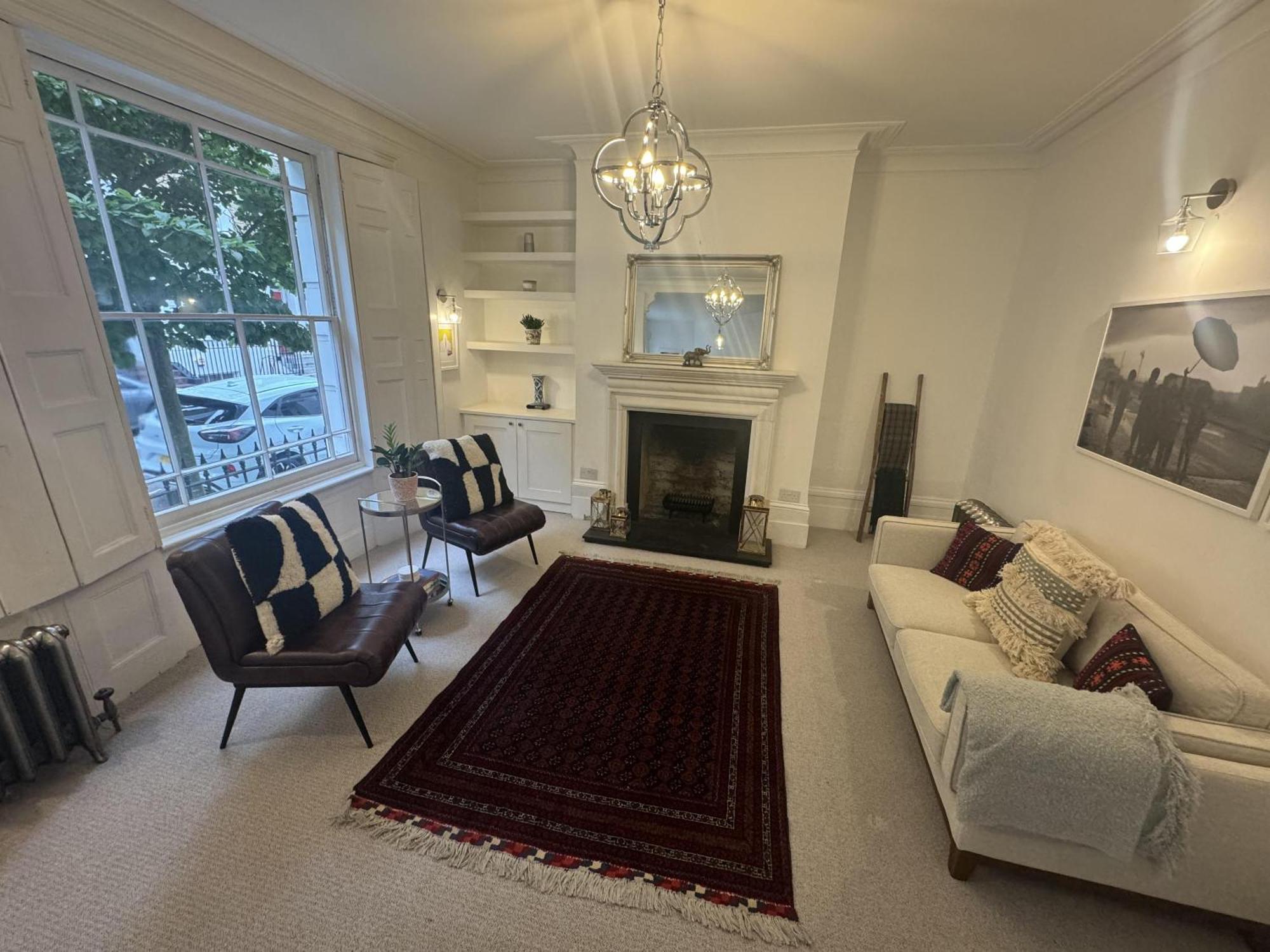 Centrally Located Stunning 3bed 2bath Se1 *